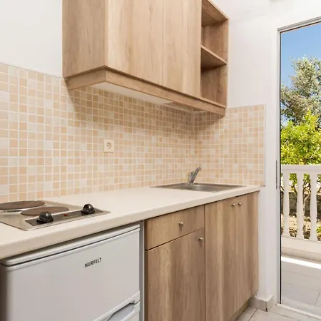 Akis Apartmán *